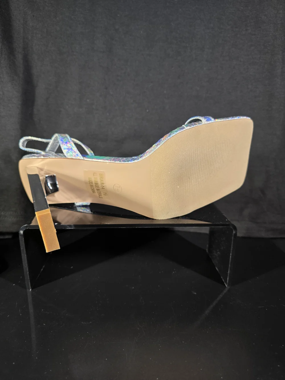 Kayleen by Los Angeles “Briar” Silver Holographic Heel Sandals – Size 7.5 – NIB